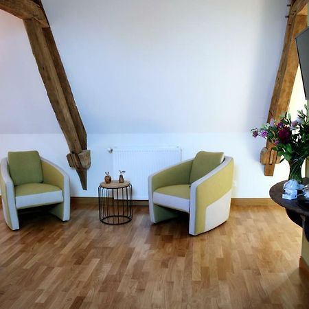 Safraniere De La Venelle Du Moulin Bed & Breakfast Jort Eksteriør bilde